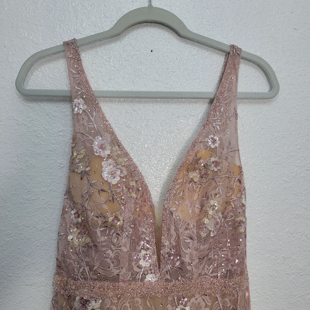 Mac Duggal 67481 Pink Floral Embellished Sleeveless Plunge Neck Gown NWT Size 4 - Picture 10 of 15